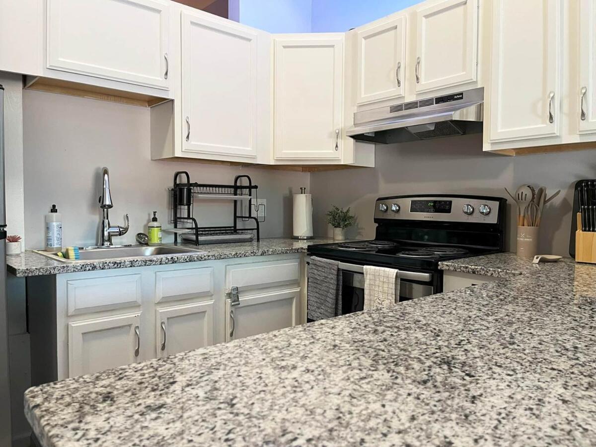Appartement Downtown Cleveland -Modern First Floor Unit Extérieur photo